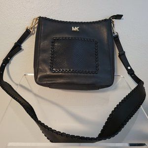 Michael Kors Gloria Whipstich Pocket Swing Pack Crossbody Bag